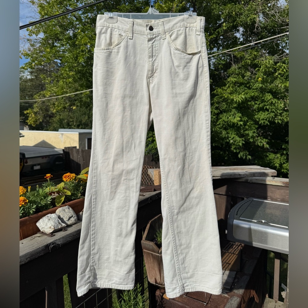 Levi's Cream Jeans